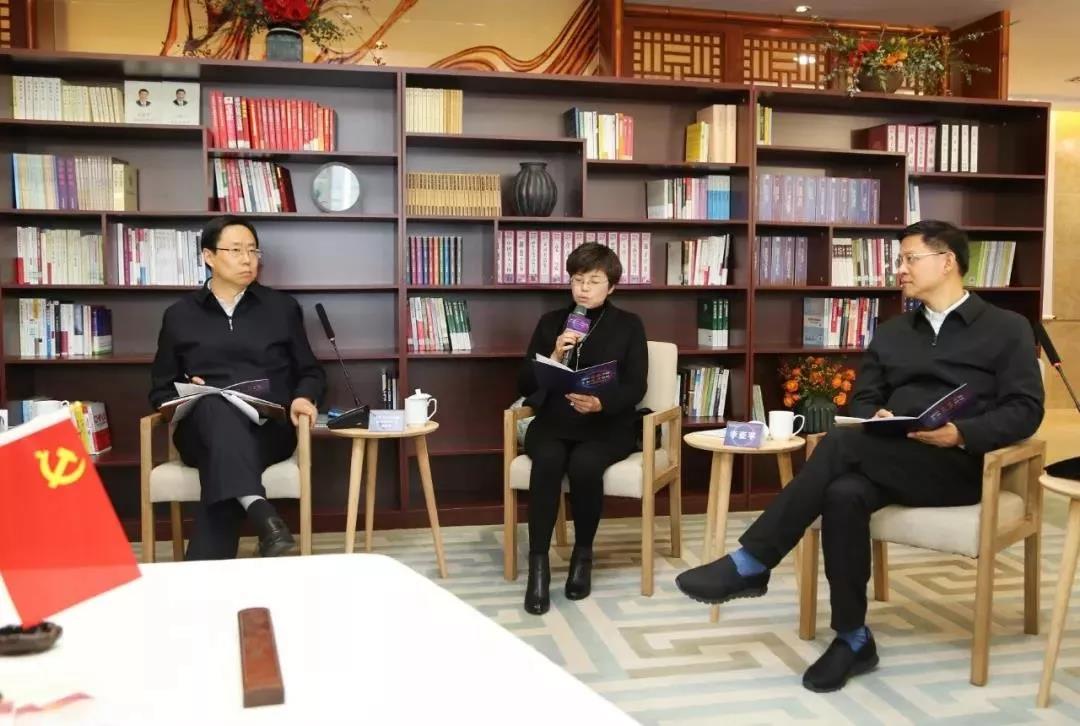 “中国最强地级市”党政一把手的不寻常举动