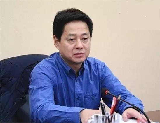 市委书记要求：必须把家庭放在工作之前！不要5＋2、白＋黑、8＋X（直戳痛点！）