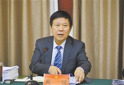 坚持生态优先 “煤都”向绿而行 ——平顶山市委书记周斌就生态环保有关问题答记者问
