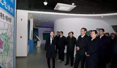 王牌智库图