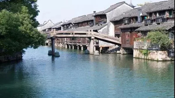 王牌阅官||浙江嘉兴市“跨界”市长胡海峰的发展经：“功成不必在我”